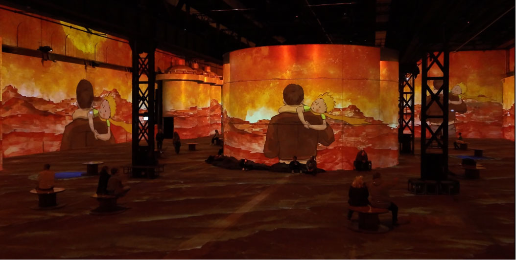Inside Phoenix des Lumières